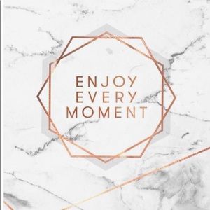 Meet your Posher, Ava